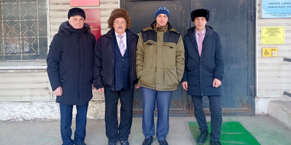 Vicino al tribunale distrettuale di Pozharsky, dicembre 2023