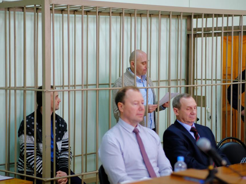 막심 모로조프(Maksim Morozov)가 법정에서 마지막 탄원서를 제출하고 있다. 2023년 8월