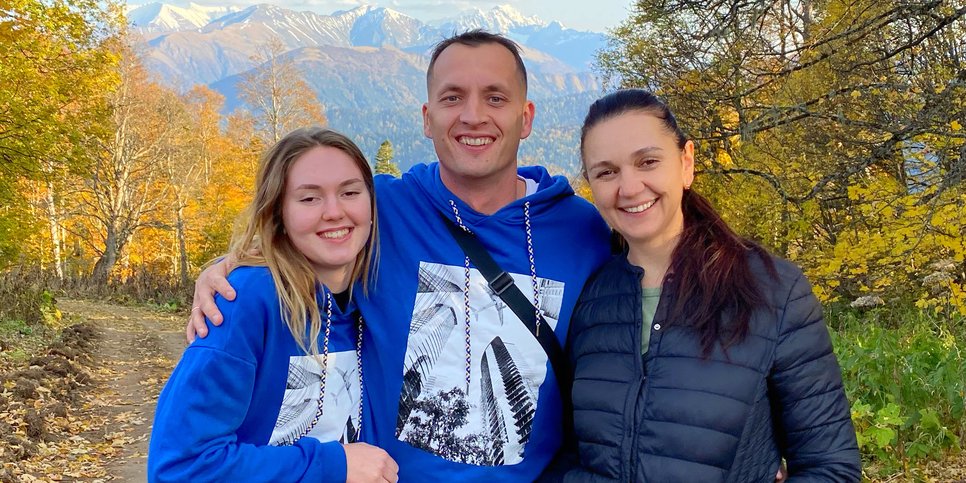 Nikolay Saparov with his wife and daughter