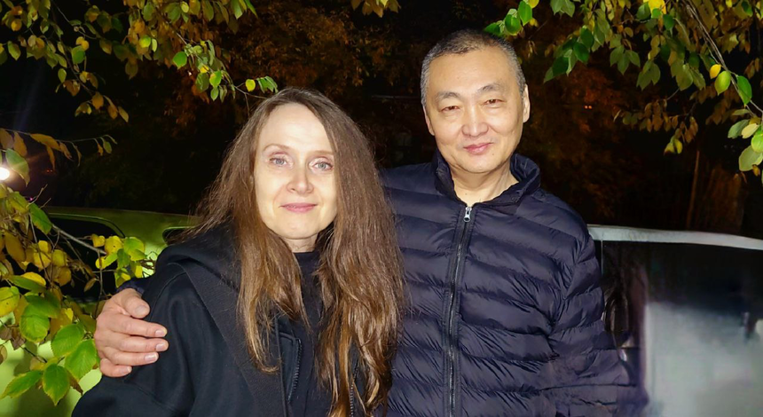 Stanislav Kim with his wife Olesya after being released from the pre-trial detention center. October 10, 2024