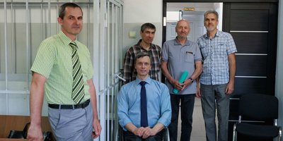 Верующие в зале судебных заседаний. Июнь 2026 г.